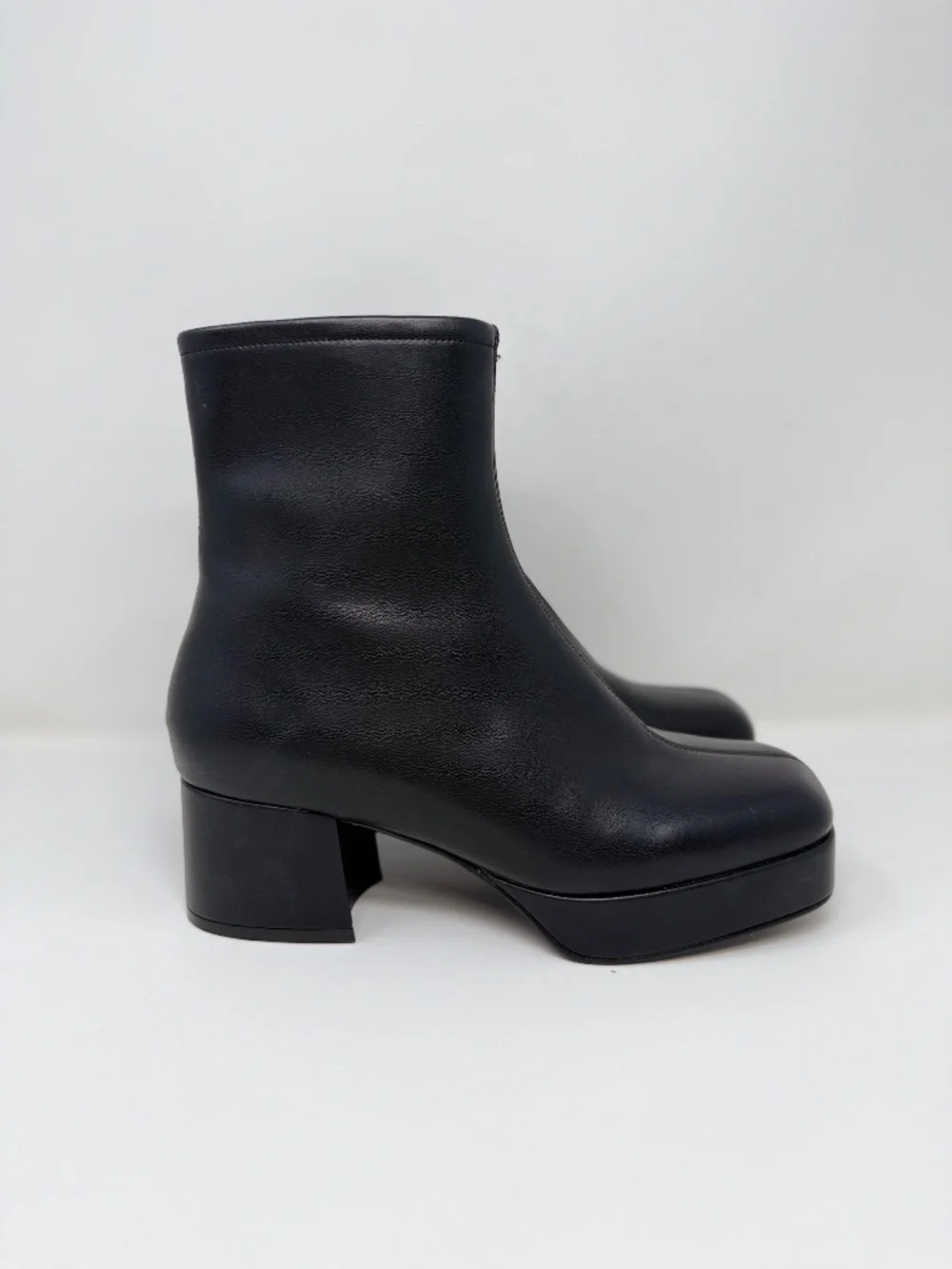 Jeffrey Campbell Capacity Platform Bootie Black Sz 8.5